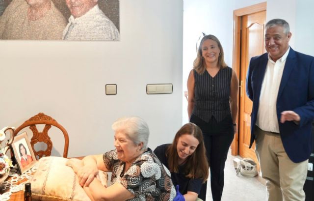 Medio centenar de mayores de Pliego reciben fisioterapia a domicilio con el programa `Cercanos´